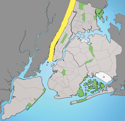 The New York City section of the Hudson river highlighted in yellow. The mouth of the Hudson at center is located between Jersey City and Manhattan.