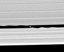 Discovery photograph of moon Daphnis
