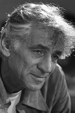 Bernstein in rehearsal of his Mass, 1971