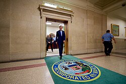 "The Fifth Floor", John Kerry leaving the mayor's office (2016)