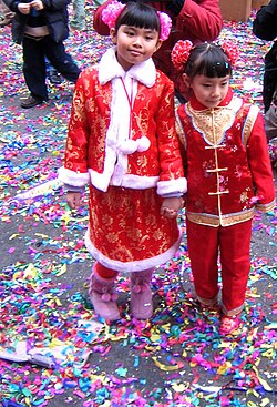 Girls dressed in red (New York)