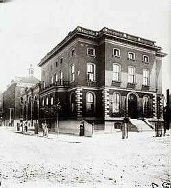 Missouri Medical College, established in 1840, affiliated with Washington University in 1899.
